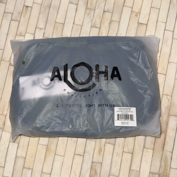 NEW ALOHA Collection Camo Keep It Light Hip Pack - Picture 5 of 7